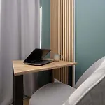 Apartment Stylish With Air Conditioning And A Workspace In The Center Of By Renters